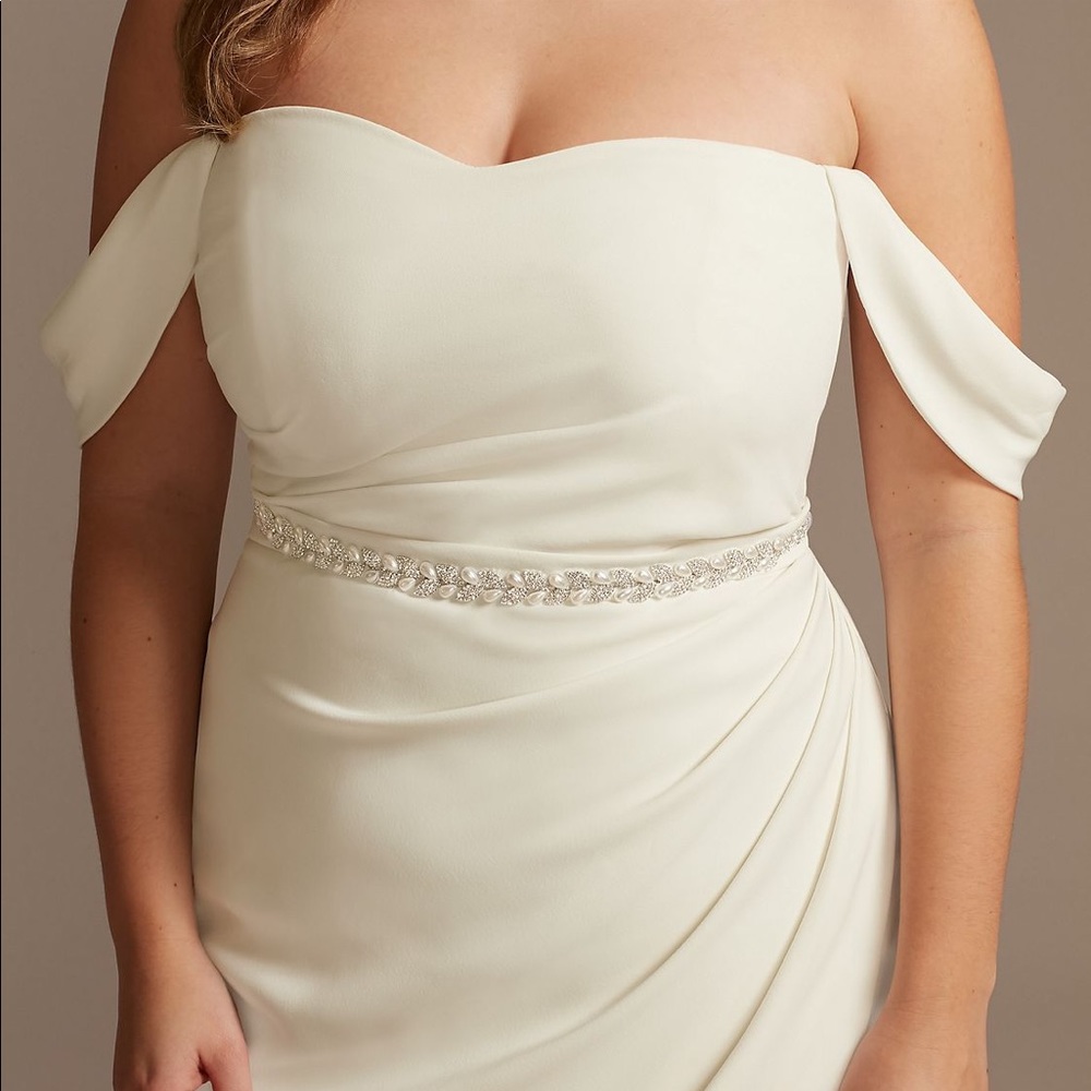 David’s Bridal Belt - Pearl & Leaf